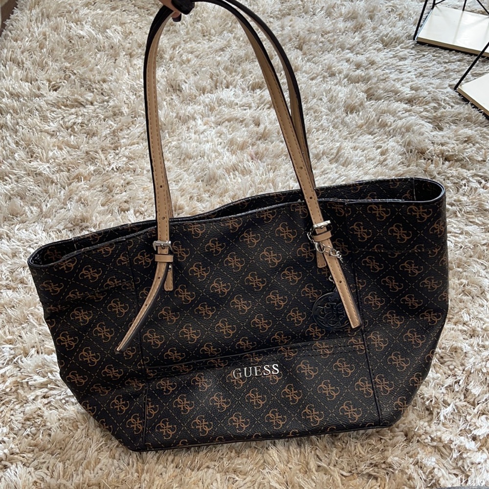 Guess Pocketbook - great condition! Brown with the famous Guess symbols printed